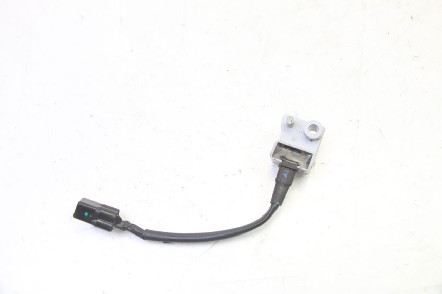 photo de CAPTEUR CHUTE PIAGGIO MP3 HPE 310 (2024 - 2025) - Autre angle de vue
