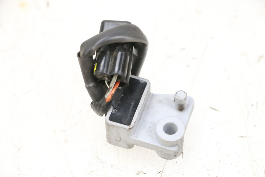 photo de CAPTEUR CHUTE PIAGGIO MP3 HPE 300 (2019 - 2026) - Zoom état d’usage