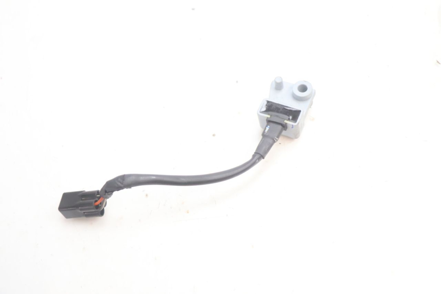 photo de CAPTEUR CHUTE PIAGGIO MP3 HPE 530 (2022 - 2026) - Zoom état d’usage