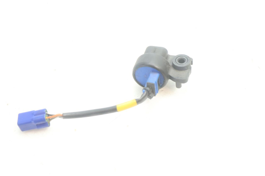 photo de CAPTEUR CHUTE PIAGGIO MP3 500 (2016 - 2018) - Autre angle de vue