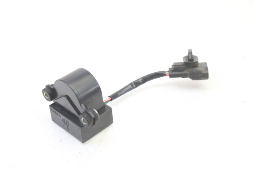 photo de CAPTEUR CHUTE HONDA NTV DEAUVILLE ABS 700 (2007 - 2016) - Zoom état d’usage