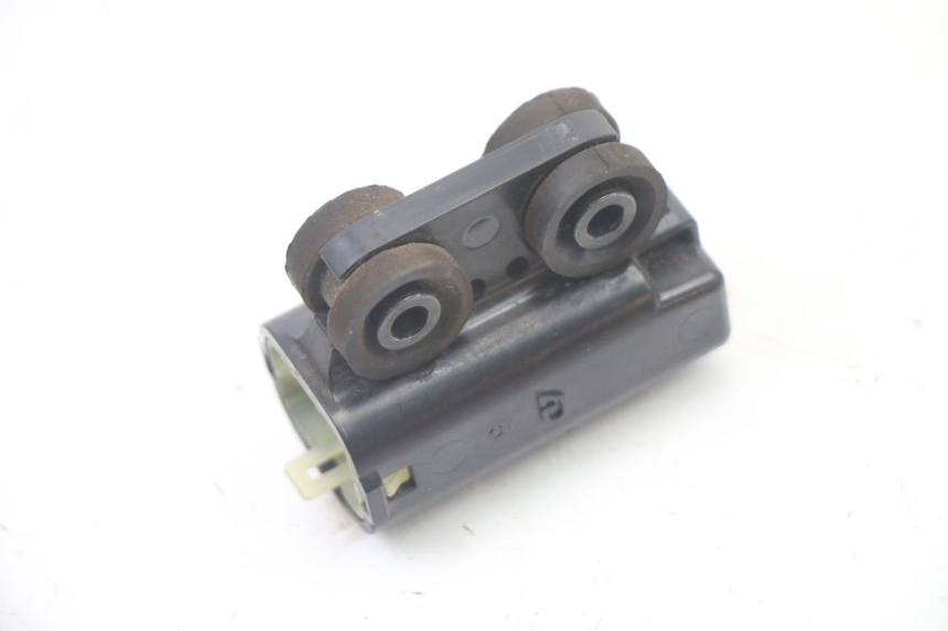 photo de CAPTEUR CHUTE MBK OVETTO 4T 50 (2008 - 2016) - Gros plan technique