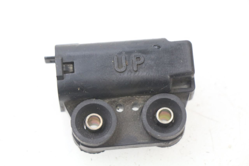 photo de CAPTEUR CHUTE TRIUMPH SPEED TRIPLE 1050 (2005 - 2007) - Vue principale