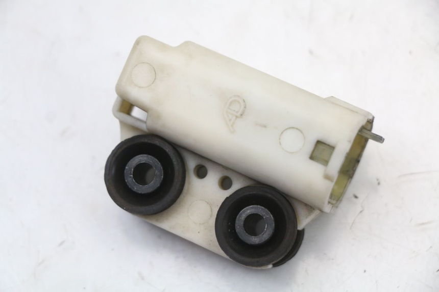 photo de CAPTEUR CHUTE YAMAHA X-MAX XMAX 125 (2010 - 2013) - Zoom état d’usage