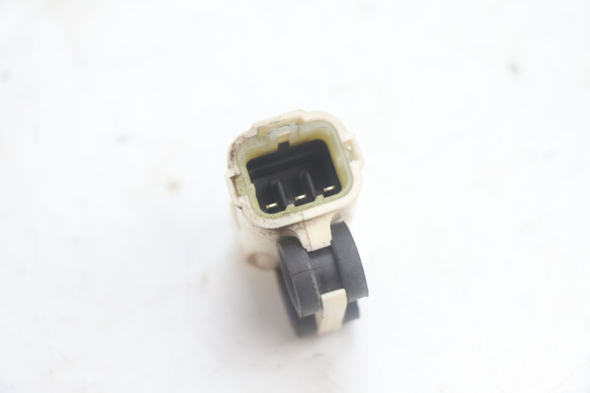 photo de CAPTEUR CHUTE YAMAHA XMAX X-MAX 125 (2006 - 2009) - Zoom état d’usage