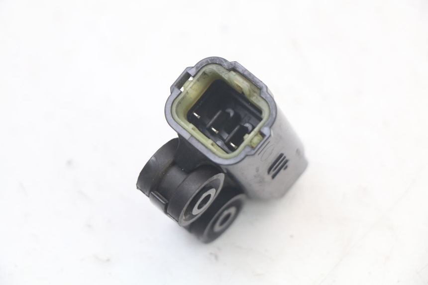 photo de CAPTEUR CHUTE YAMAHA FZ1 FAZER 1000 (2007 - 2009) - Zoom état d’usage