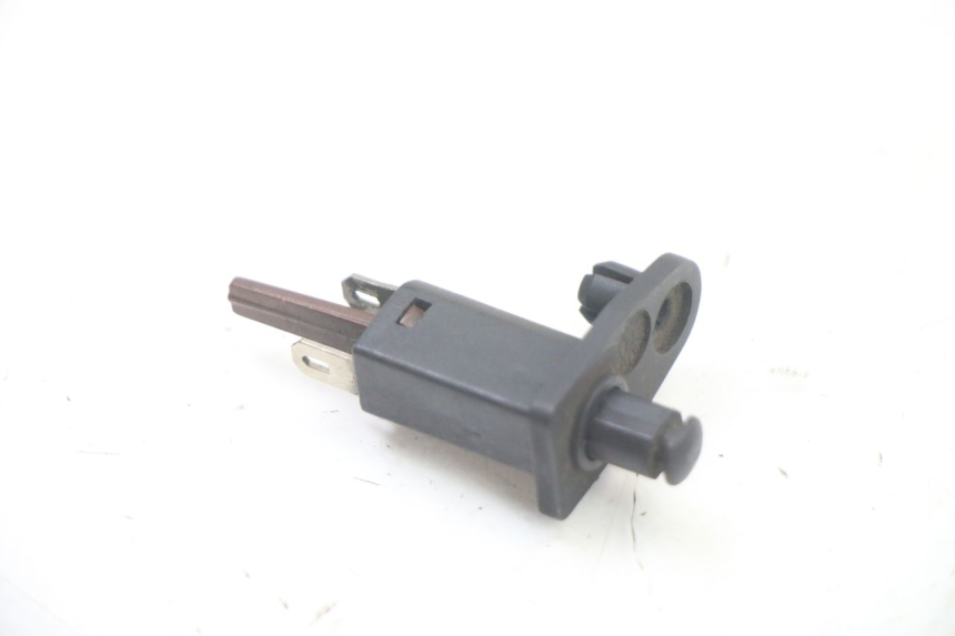 photo de CAPTEUR OUVERTURE COFFRE PIAGGIO X8 125 (2004 - 2007) - Zoom état d’usage