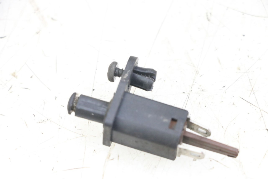 photo de CAPTEUR OUVERTURE COFFRE PIAGGIO X10 125 (2012 - 2017) - Détail de la pièce