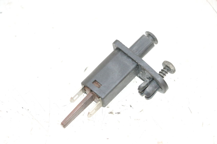 photo de CAPTEUR OUVERTURE COFFRE PIAGGIO X8 125 (2004 - 2007) - Détail de la pièce