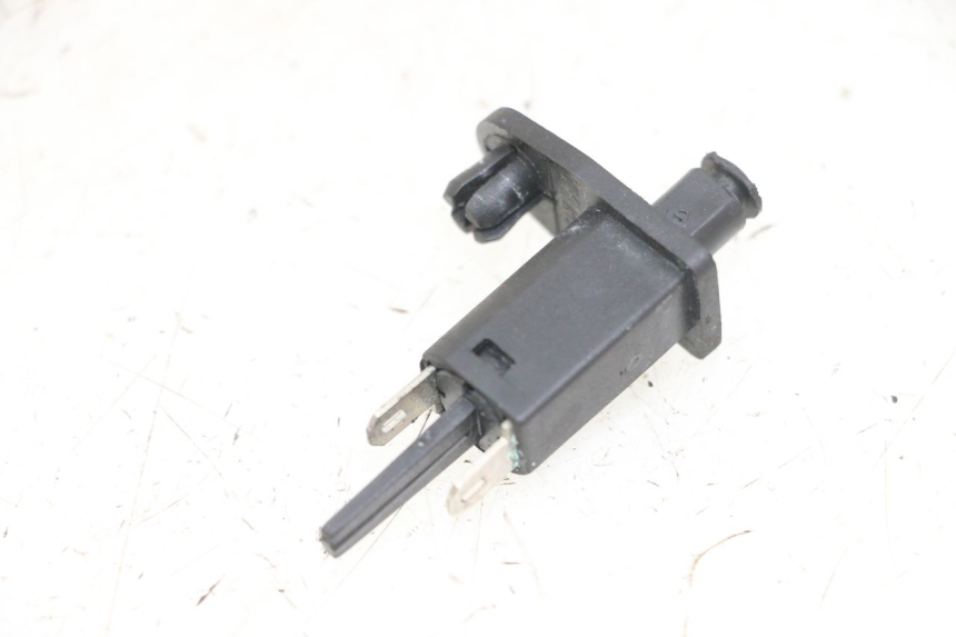 photo de CAPTEUR OUVERTURE COFFRE PIAGGIO XEVO - X EVO 125 (2007 - 2017) - Vue principale