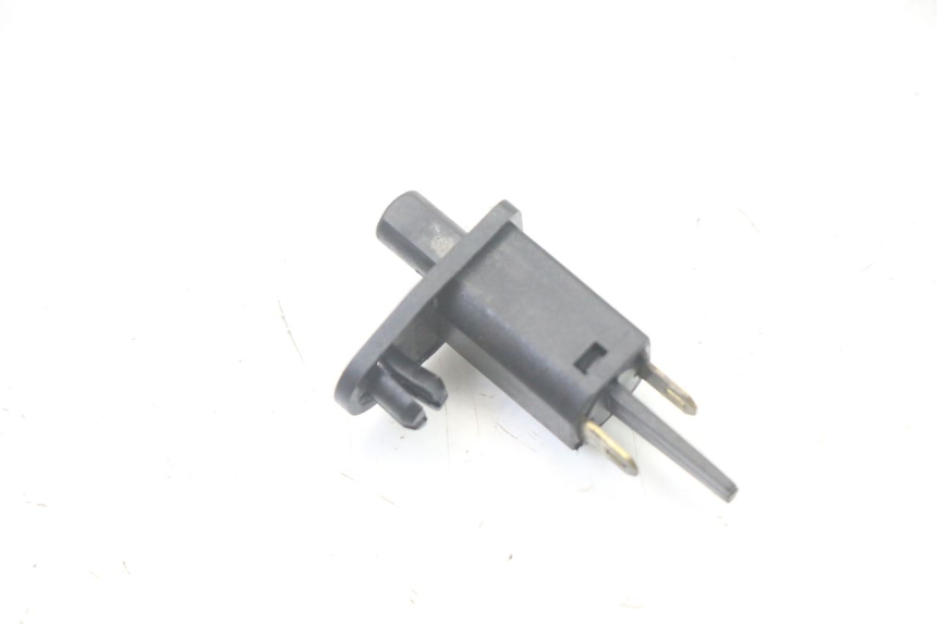 photo de CAPTEUR OUVERTURE SELLE APRILIA ATLANTIC 125 (2003 - 2009) - Zoom état d’usage