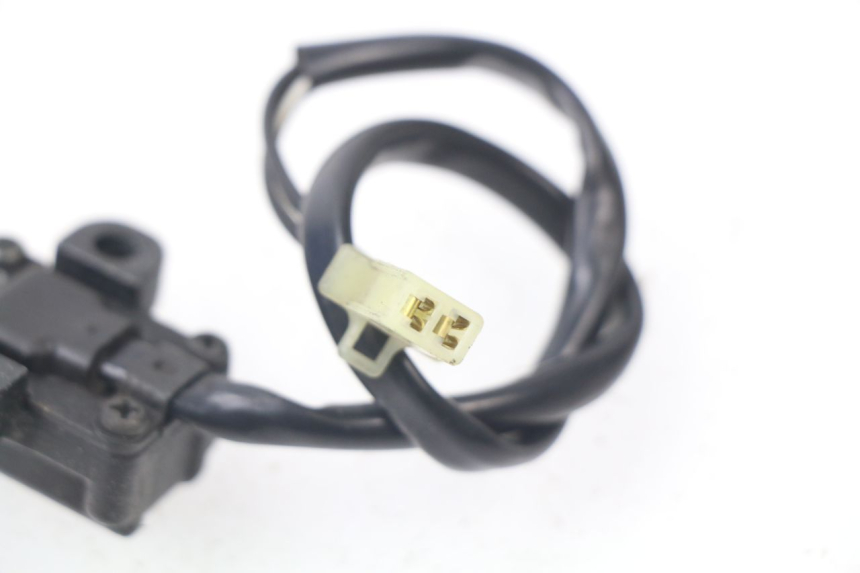 photo de CAPTEUR OUVERTURE SELLE SUZUKI BURGMAN 125 (2007 - 2014) - Autre angle de vue