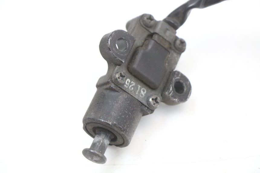 photo de CAPTEUR OUVERTURE SELLE SUZUKI BURGMAN 125 (2007 - 2014) - Autre angle de vue