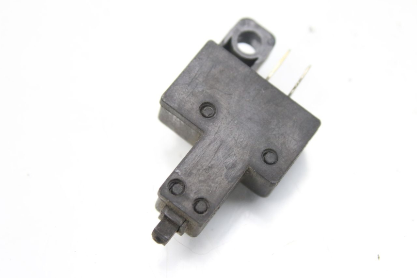 photo de CAPTEUR OUVERTURE SELLE HONDA FES S-WING SWING ABS 125 (2007 - 2015) - Détail de la pièce