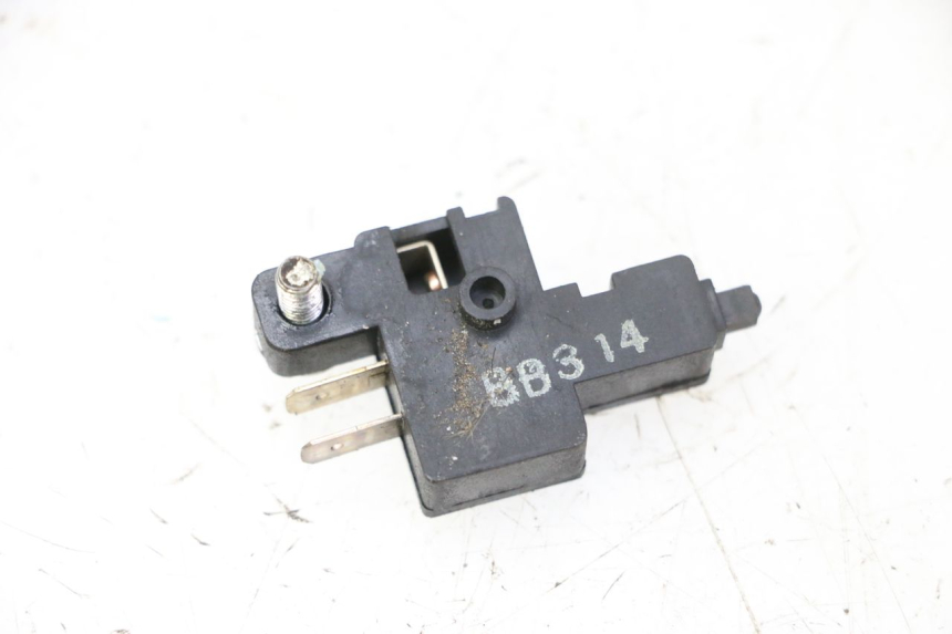 photo de CAPTEUR OUVERTURE SELLE HONDA FES S-WING SWING ABS 125 (2007 - 2015) - Vue principale