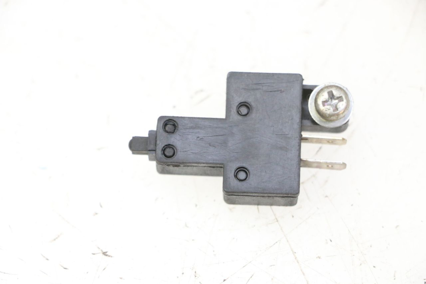 photo de CAPTEUR OUVERTURE SELLE HONDA FES S-WING SWING ABS 125 (2007 - 2015) - Détail de la pièce