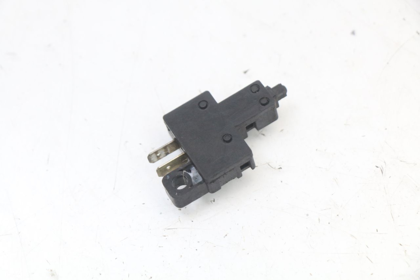 photo de CAPTEUR OUVERTURE SELLE HONDA FES S-WING SWING 125 (2007 - 2015) - Détail de la pièce