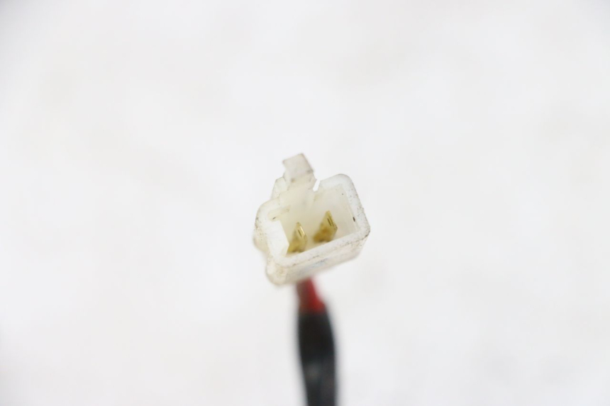 photo de CAPTEUR OUVERTURE SELLE SYM JOYMAX 125 (2010 - 2017) - Détail de la pièce