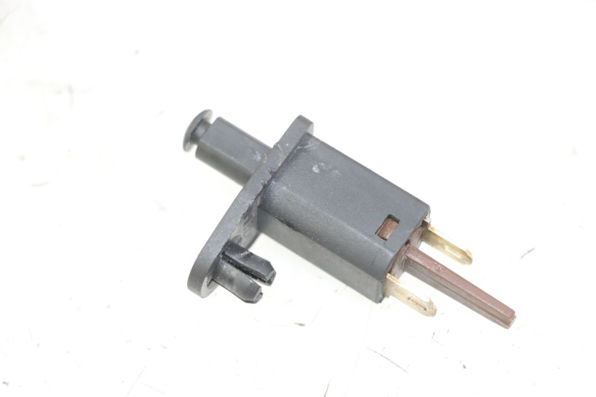 photo de CAPTEUR OUVERTURE SELLE PIAGGIO MP3 125 (2006 - 2014) - Détail de la pièce