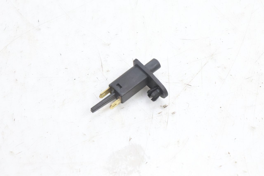 photo de CAPTEUR OUVERTURE SELLE PEUGEOT SATELIS 125 (2013 - 2018) - Gros plan technique