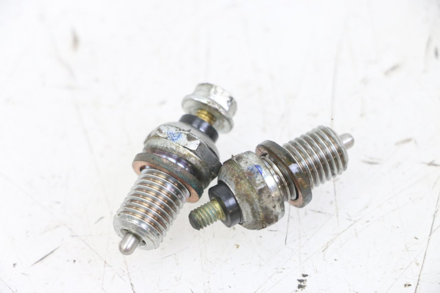 photo de CAPTEUR POINT MORT HONDA CB R 1000 (2018 - 2023) - Zoom état d’usage