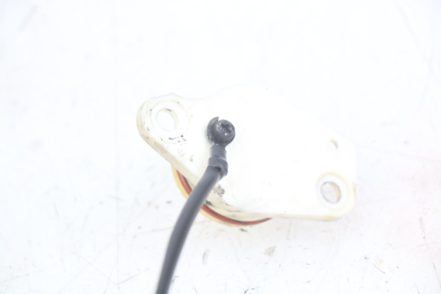 photo de CAPTEUR POINT MORT YAMAHA FZS FAZER 600 (1998 - 2001) - Autre angle de vue