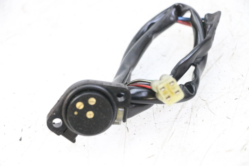 photo de CAPTEUR POINT MORT SUZUKI SV S 650 (1999 - 2002) - Vue principale