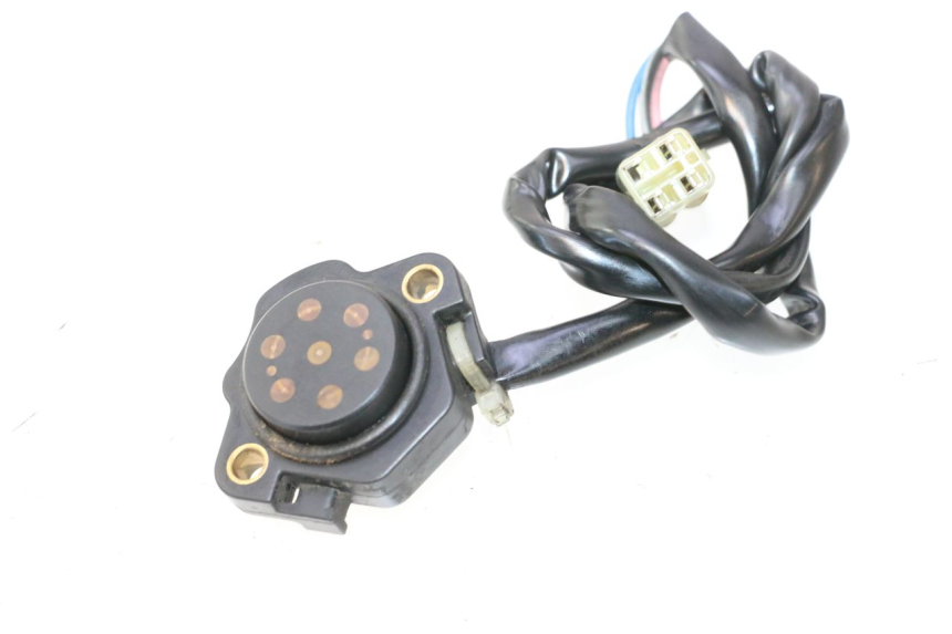 photo de CAPTEUR POINT MORT SUZUKI SV S 650 (2003 - 2009) - Vue principale