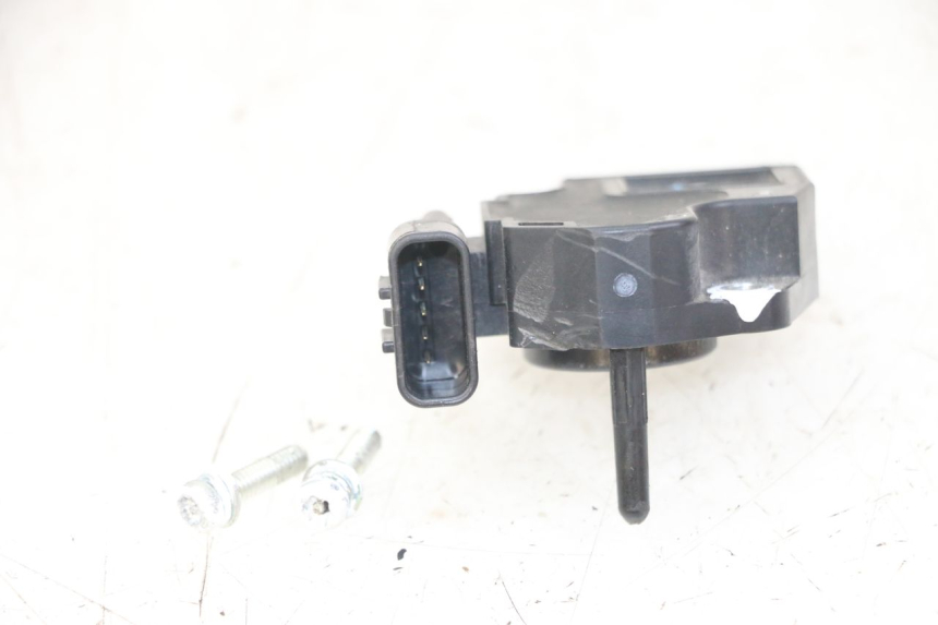 photo de CAPTEUR TPS YAMAHA BW'S BWS 125 (2010 - 2013) - Zoom état d’usage