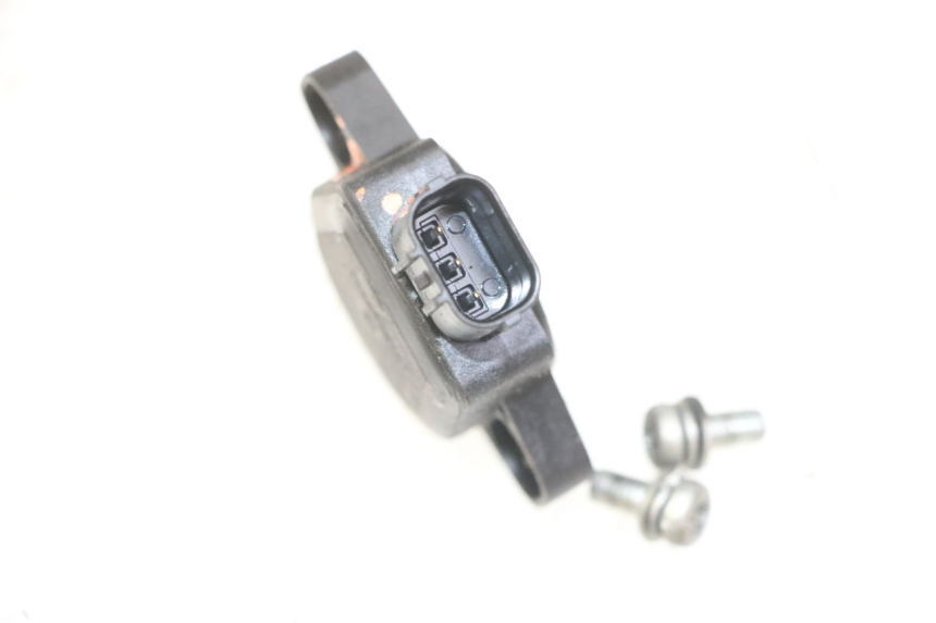 photo de CAPTEUR TPS HONDA CBF 500 (2004 - 2007) - Détail de la pièce