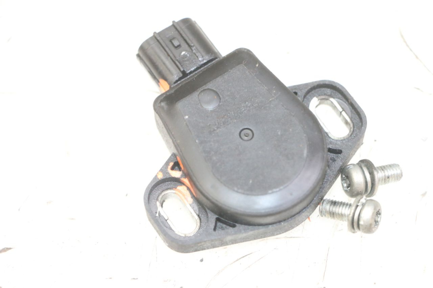 photo de CAPTEUR TPS HONDA CBF 500 (2004 - 2007) - Zoom état d’usage