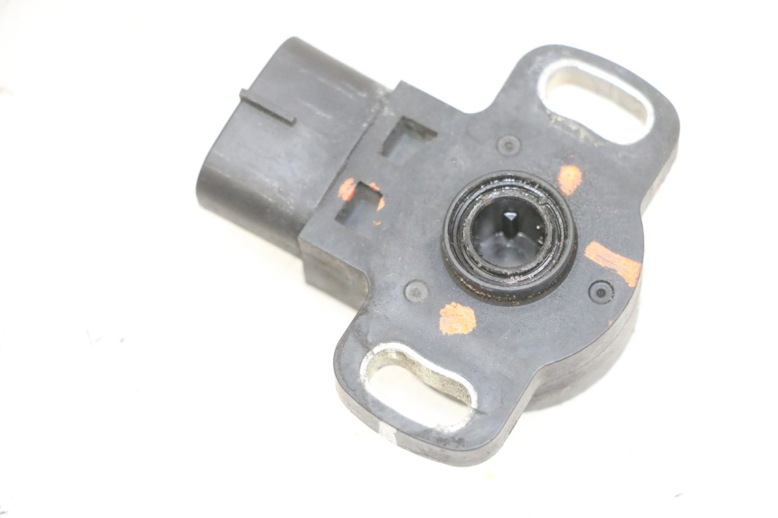 photo de CAPTEUR TPS YAMAHA FJR ABS 1300 (2006 - 2012) - Zoom état d’usage