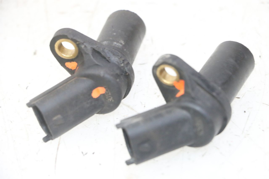 photo de CAPTEUR VITESSE PIAGGIO IE MP3 YOURBAN 300 (2011 - 2016) - Détail de la pièce