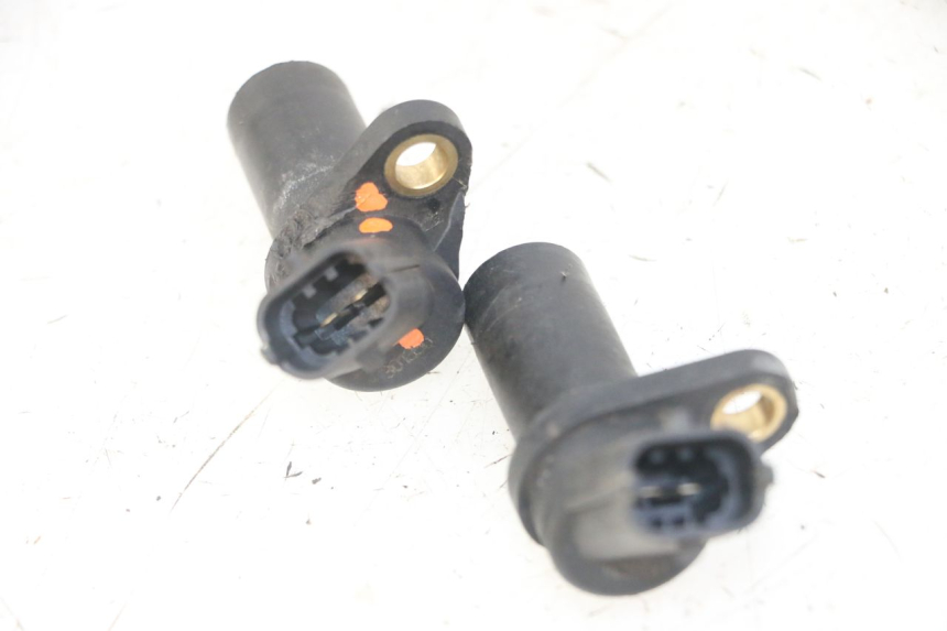 photo de CAPTEUR VITESSE PIAGGIO IE MP3 YOURBAN 300 (2011 - 2016) - Gros plan technique