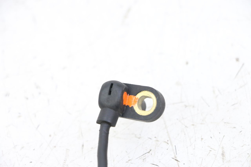 photo de CAPTEUR VITESSE SYM JOYMAX 125 (2010 - 2017) - Gros plan technique