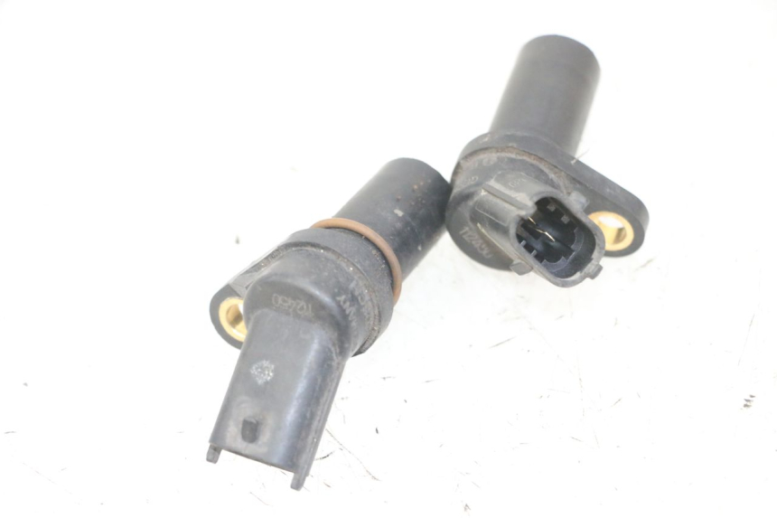 photo de CAPTEUR VITESSE PIAGGIO MP3 LT 300 (2010 - 2016) - Autre angle de vue