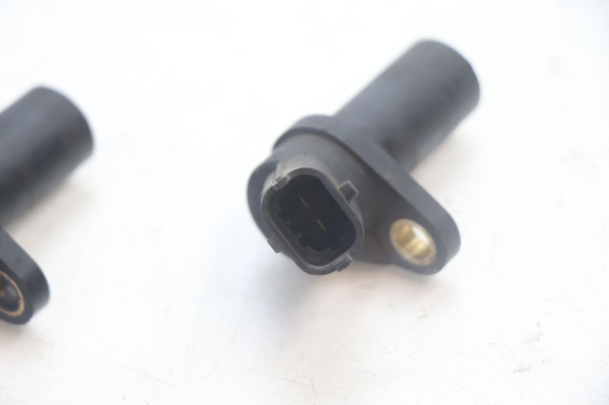 photo de CAPTEUR VITESSE PIAGGIO MP3 500 (2016 - 2018) - Vue d’ensemble