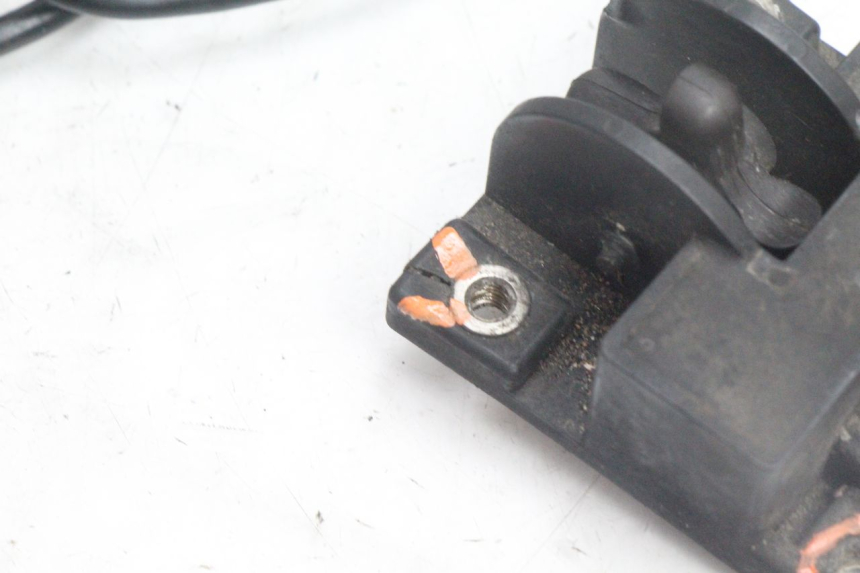 photo de CAPTEUR VITESSE YAMAHA WAVE RUNNER GP R 1200 (2000 - 2003) - Vue d’ensemble