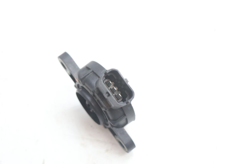 photo de CAPTEUR DE POSITION ROLL LOCK PIAGGIO MP3 LT 400 (2007 - 2012) - Gros plan technique