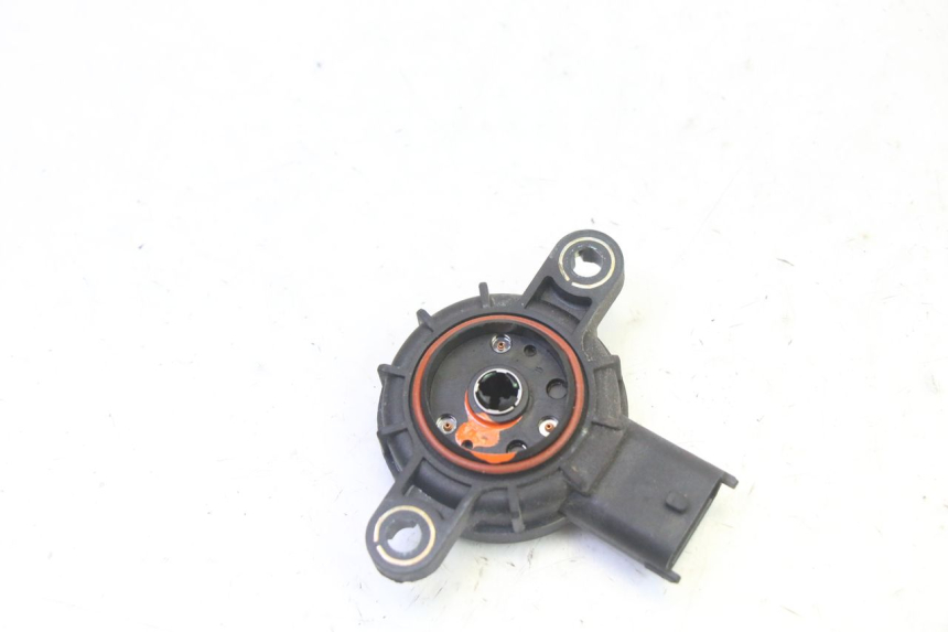 photo de CAPTEUR DE POSITION ROLL LOCK PIAGGIO MP3 125 (2006 - 2014) - Zoom état d’usage