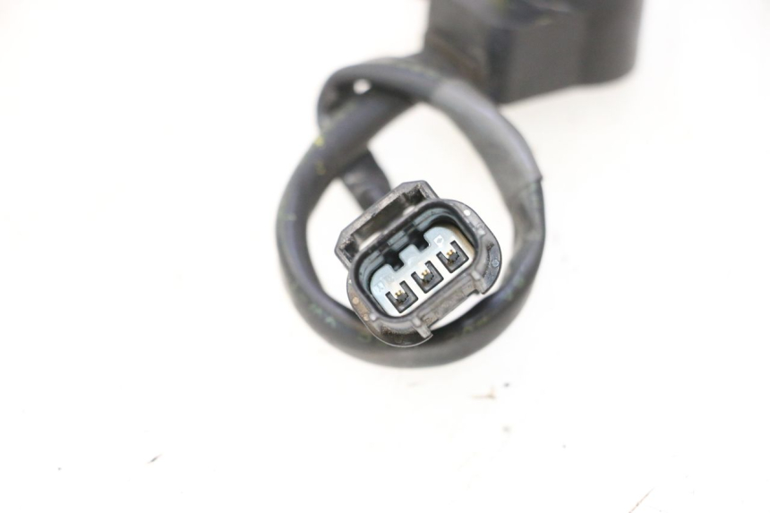 photo de CAPTEUR DE POSITION ROLL LOCK PIAGGIO MP3 500 (2016 - 2018) - Zoom état d’usage
