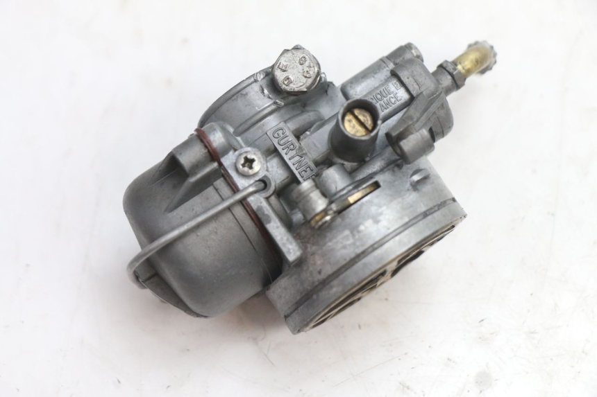 photo de CARBURATEUR PEUGEOT 103 SPX CLIP 50 (1989 - 1992) - Gros plan technique