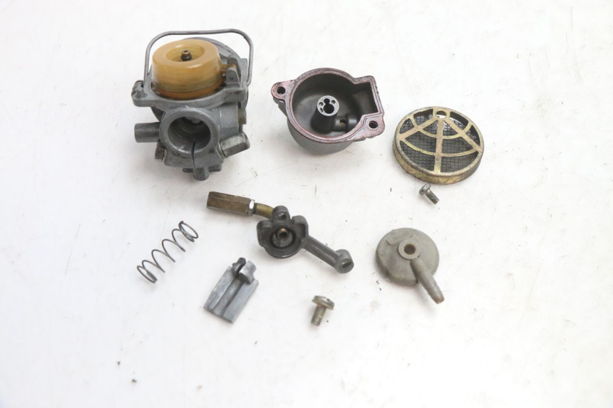 photo de CARBURATEUR PEUGEOT 103 SPX CLIP 50 (1989 - 1992) - État de surface