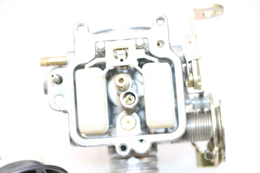 photo de CARBURATEUR KYMCO AGILITY PREMIUM 50 (2007 - 2010) - Vue rapprochée
