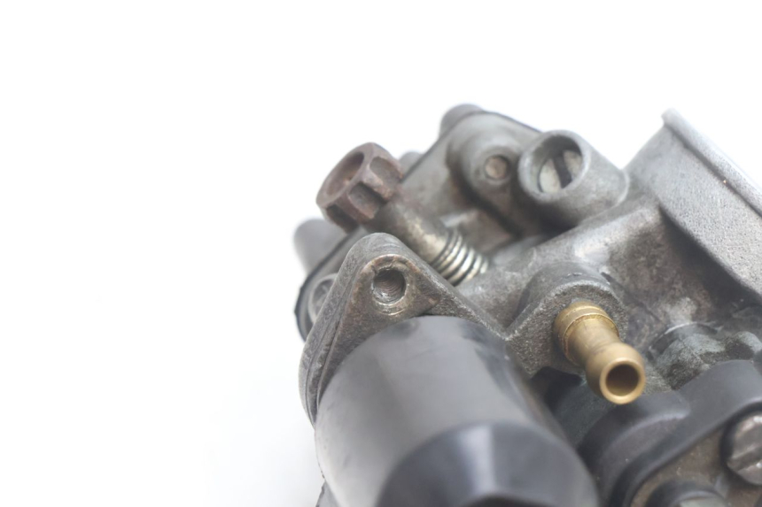 photo de CARBURATEUR PEUGEOT CITYSTAR 2T 50 (2018 - 2021) - Points de fixation