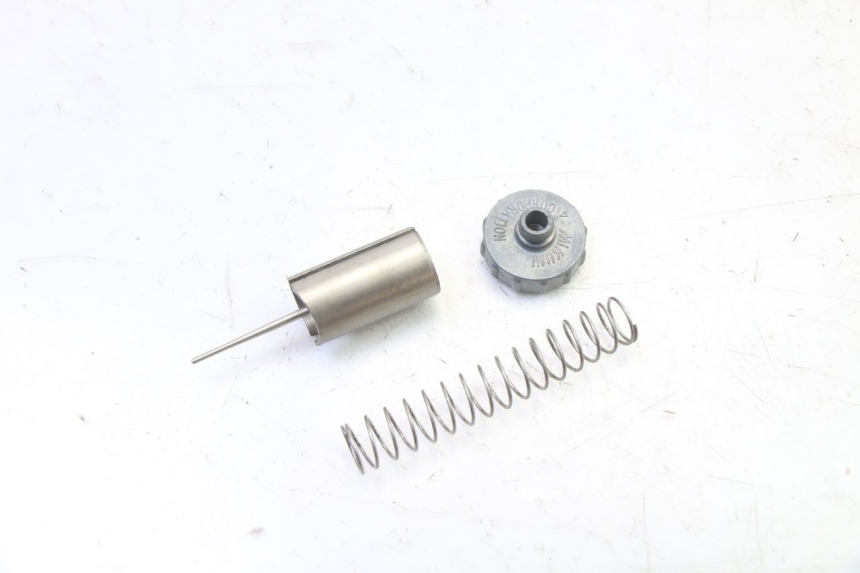 photo de CARBURATEUR SPEEDY DELUXE 125 - Zoom composants