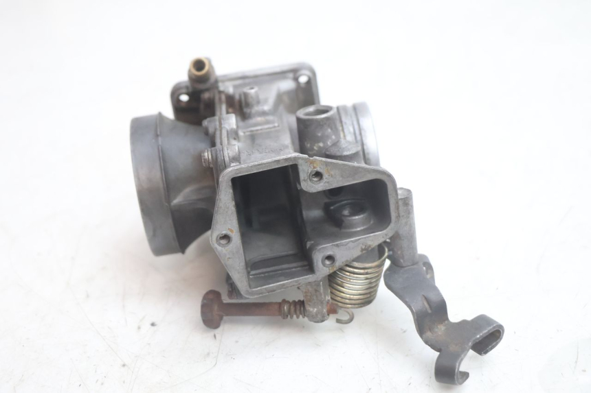photo de CARBURATEUR SUZUKI DR S 600 (1985 - 1989) - Vue rapprochée