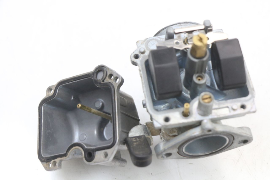 photo de Carburetor KSR RACING DRIFT 140 - État de surface