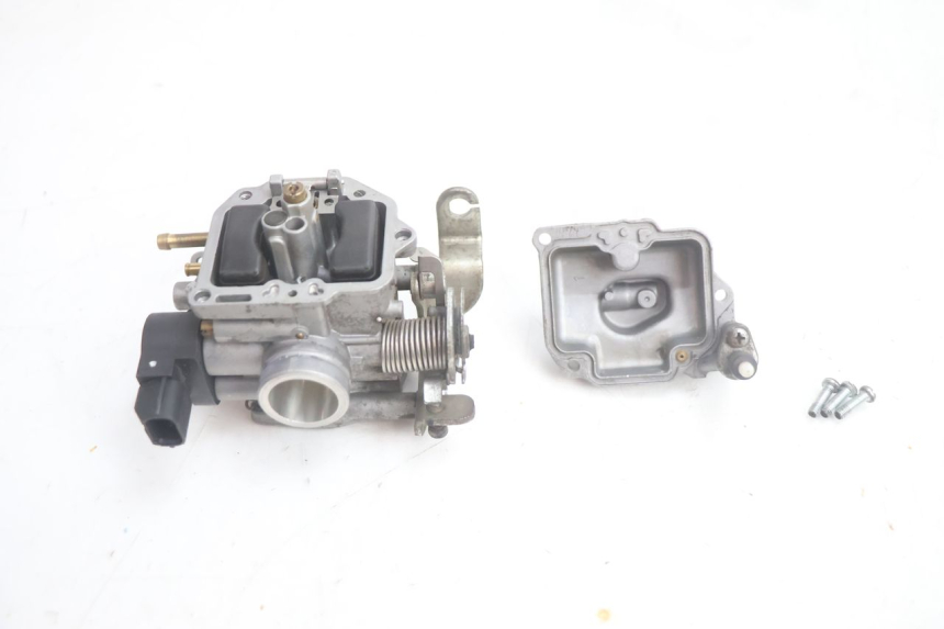 photo de CARBURATEUR JM MOTORS EVOLIS 4T 50 (2018 - 2022) - État de surface