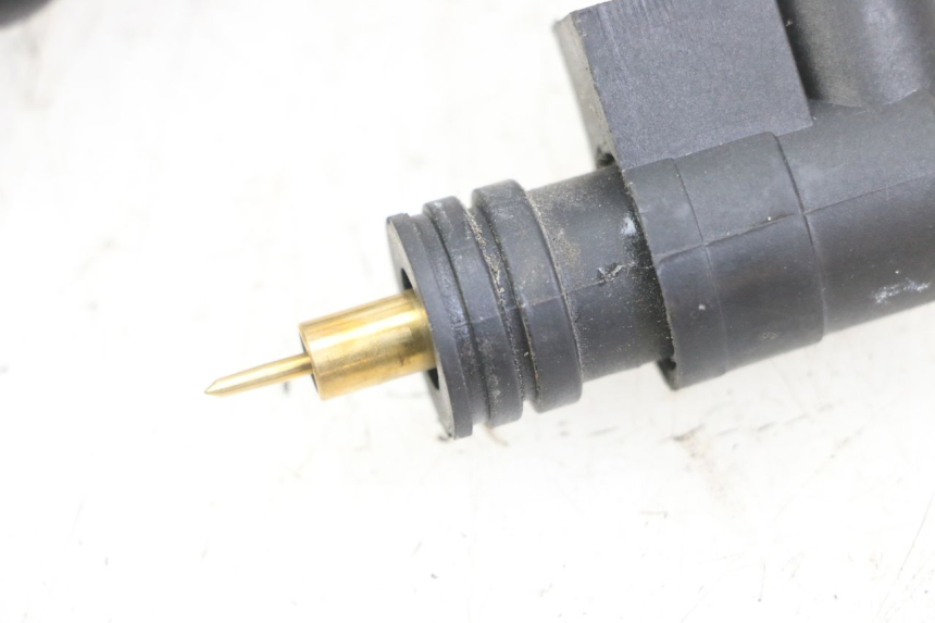 photo de CARBURATEUR GOES WIKI 125 (2010 - 2015) - Marquages et références